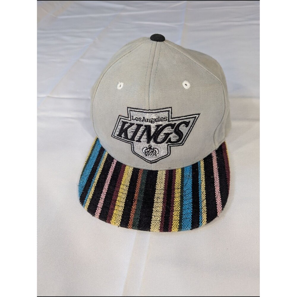 Mitchell Ness LA Kings Snapback Cap Gray Striped Brim Vintage Hockey